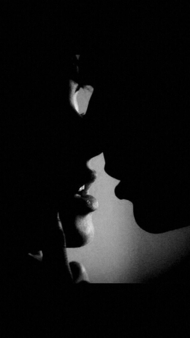 8 Ways To Celebrate International Kissing Day