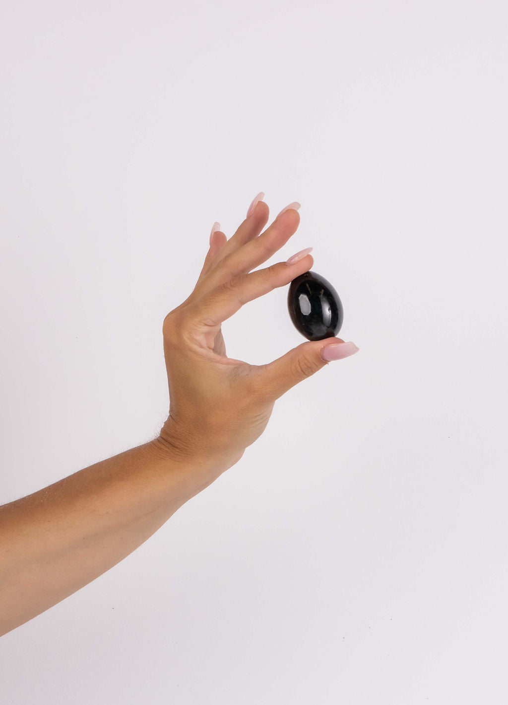 How to Use a Yoni Egg Practice to Enhance Your Pleasure and Intimacy