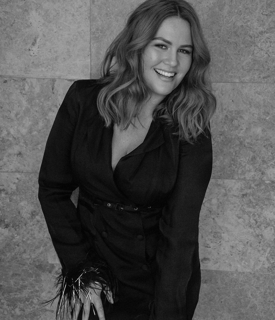 Under the Covers with Lisa Hamilton